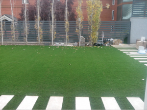 renovar cesped artificial jardin