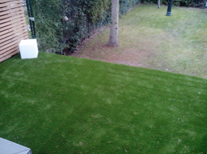 renovar cesped artificial jardin